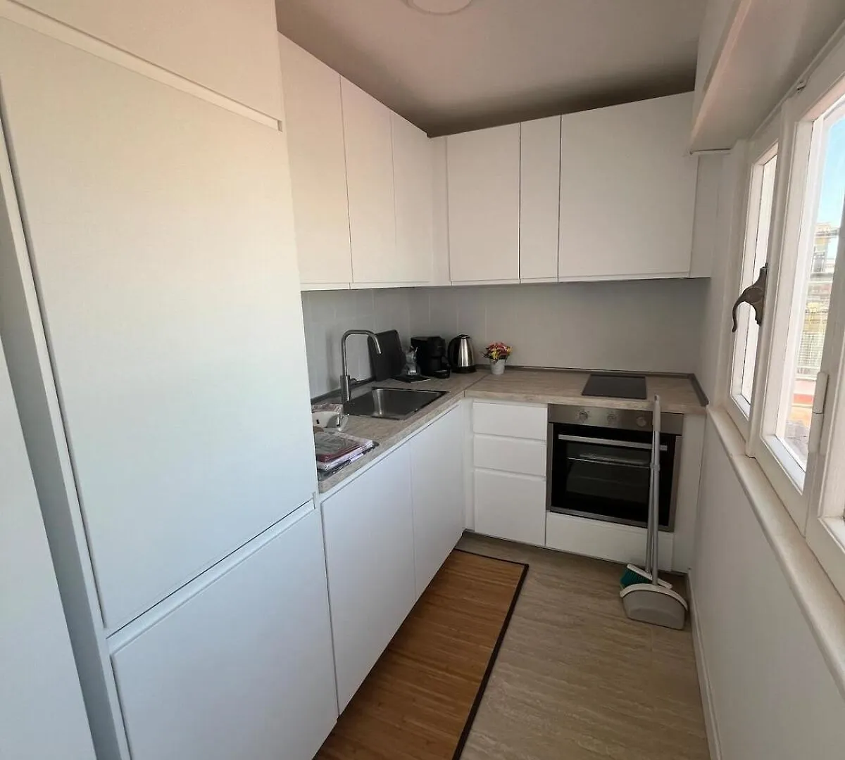 Mrbrown - Parioli A Gem With A Great View location